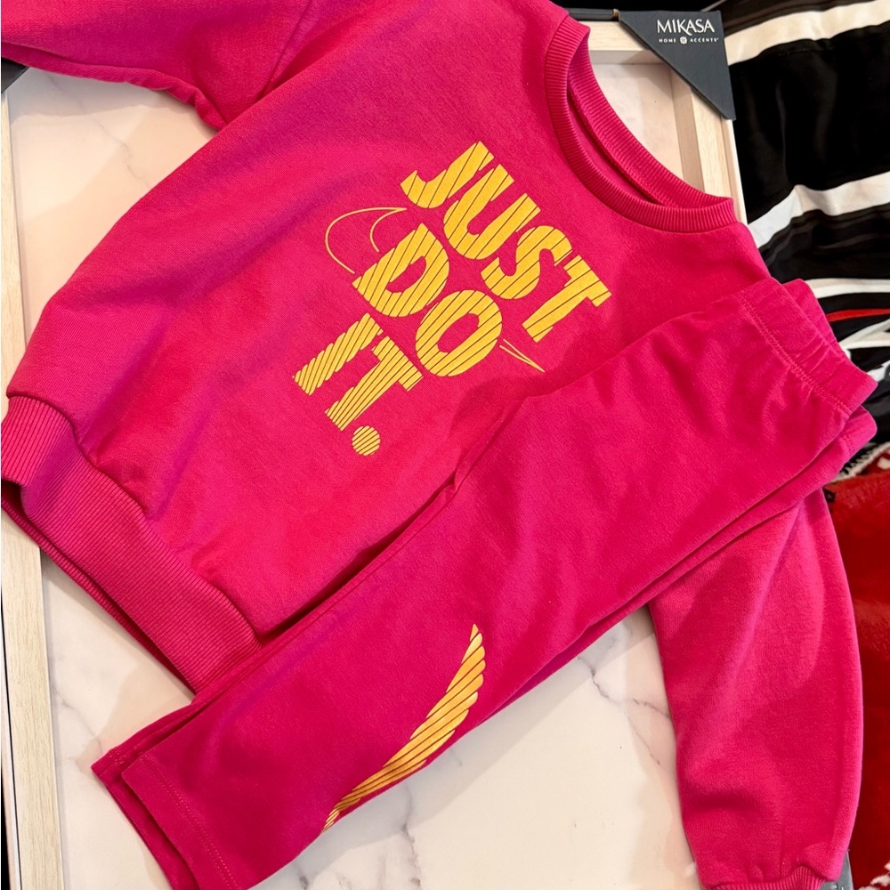 Nike Little Girls Shine Crewneck Sweatshirt and Leggings, 2 Piece Set